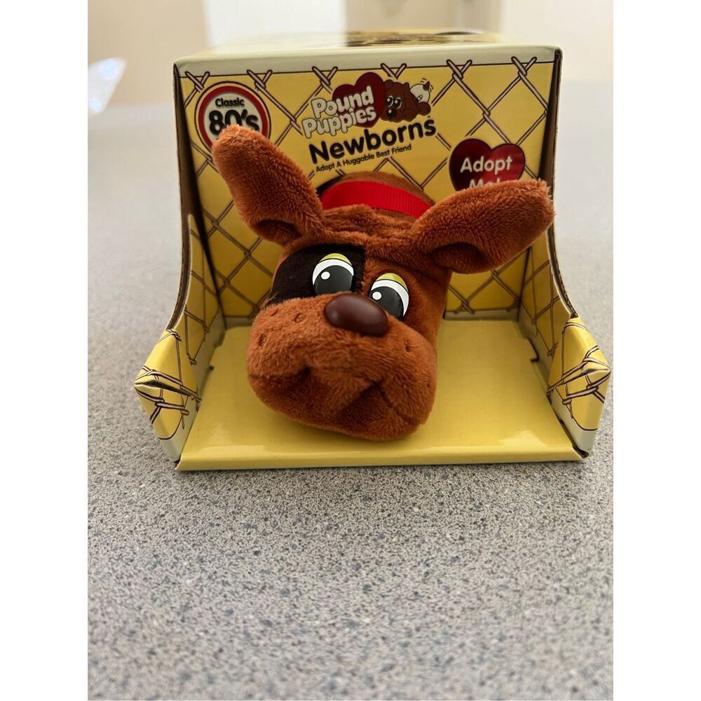 Pound Puppies Newborns New in Box Hasbro 2018 80s Vintage brown Dog pointy Ears